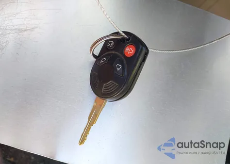 2012 Ford Escape Xlt from USA, damaged, VIN 1FMCU9D77CKB63827